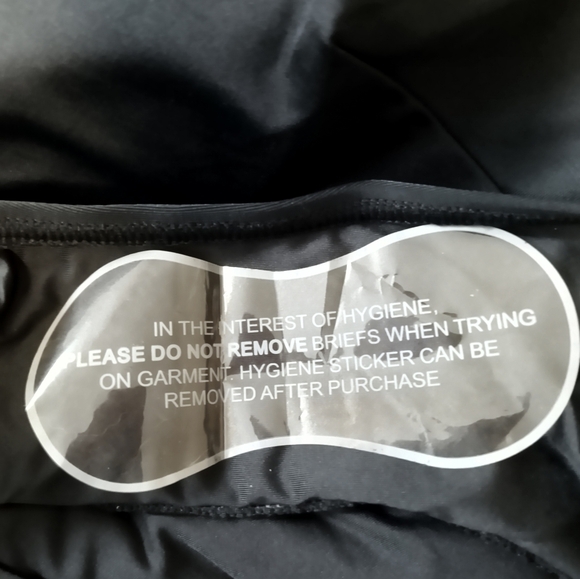 City Chic Ruffles' Women One Piece Swimsuit / Size 14 - Picture 4 of 12